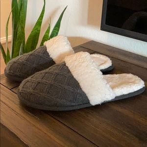 Victoria’s Secret Slippers Grey